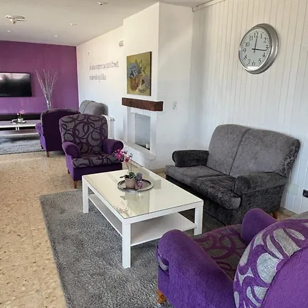 Marola Hotel 2*
