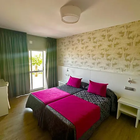 Marola Hotel 2*